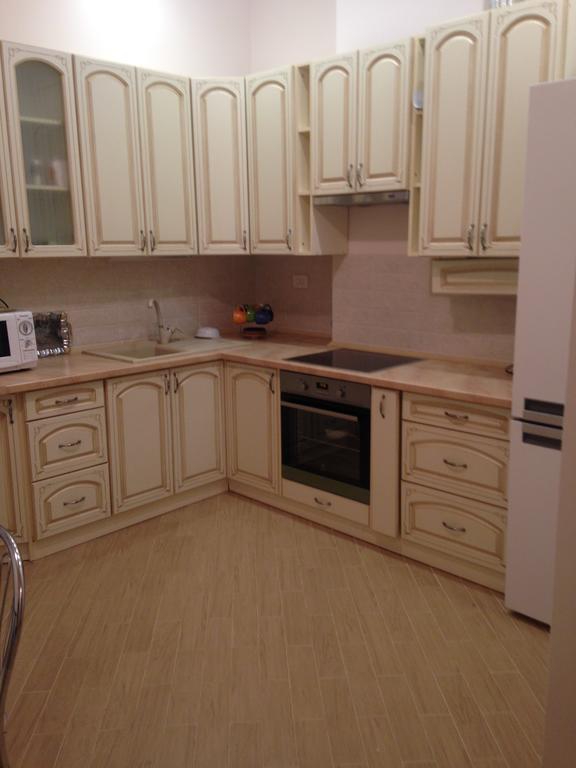 3 Rooms Apartments In The City Centr Лвив Екстериор снимка